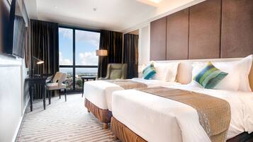 Deluxe Twin Room | Premium bedding, minibar, in-room safe, desk