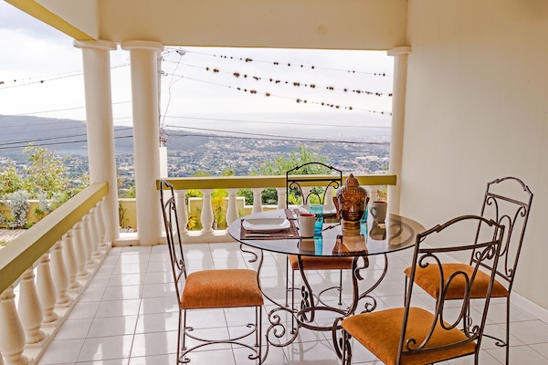 Superior Apartment, 2 Bedrooms, Terrace, Courtyard View | Terrace/patio