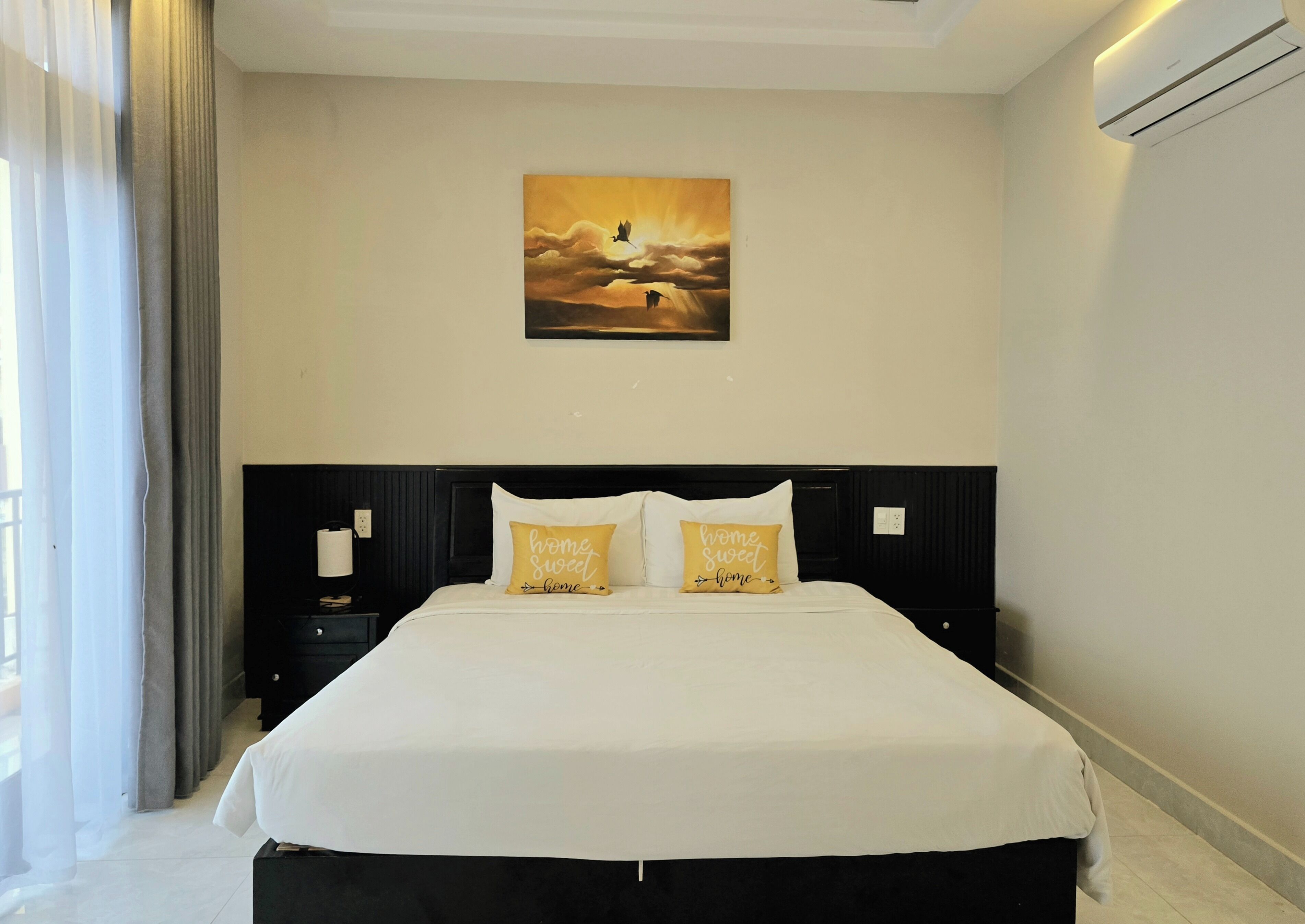 Foto - Flamingo Villa with Spacious Rooms & Large Pool - Near Hoi An Old Town 200m
