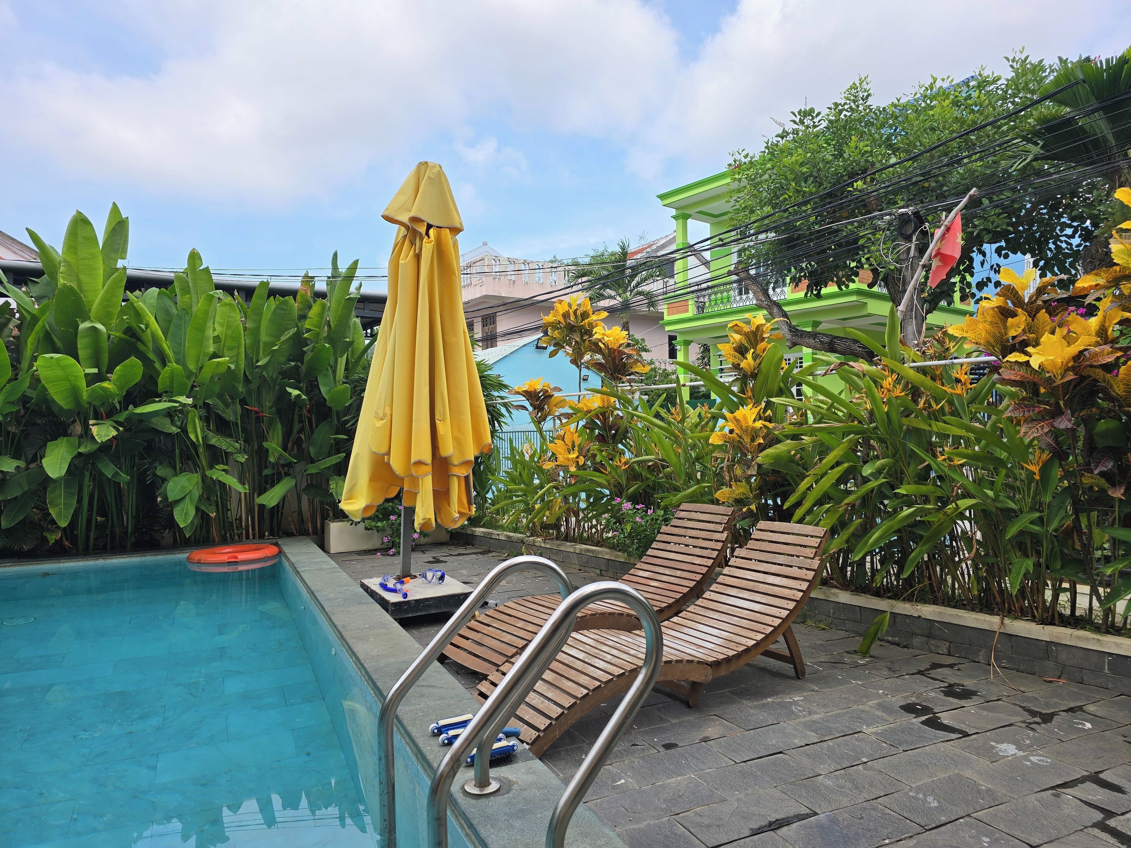 Foto - Flamingo Villa with Spacious Rooms & Large Pool - Near Hoi An Old Town 200m