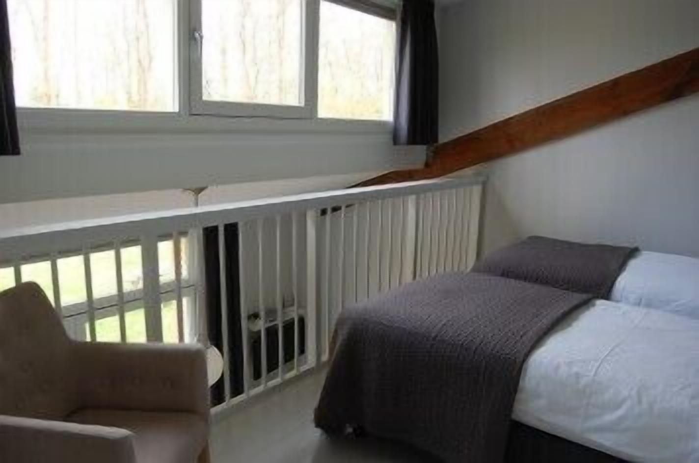 apartment, 2 bedrooms (de schelp) | minibar, individually decorated, desk, free cots/infant beds