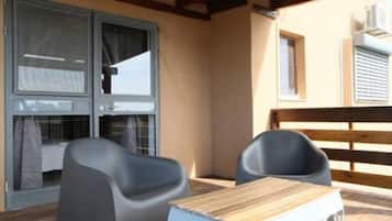 Villa, 4 Bedrooms, Jetted Tub, Sea View | Balcony