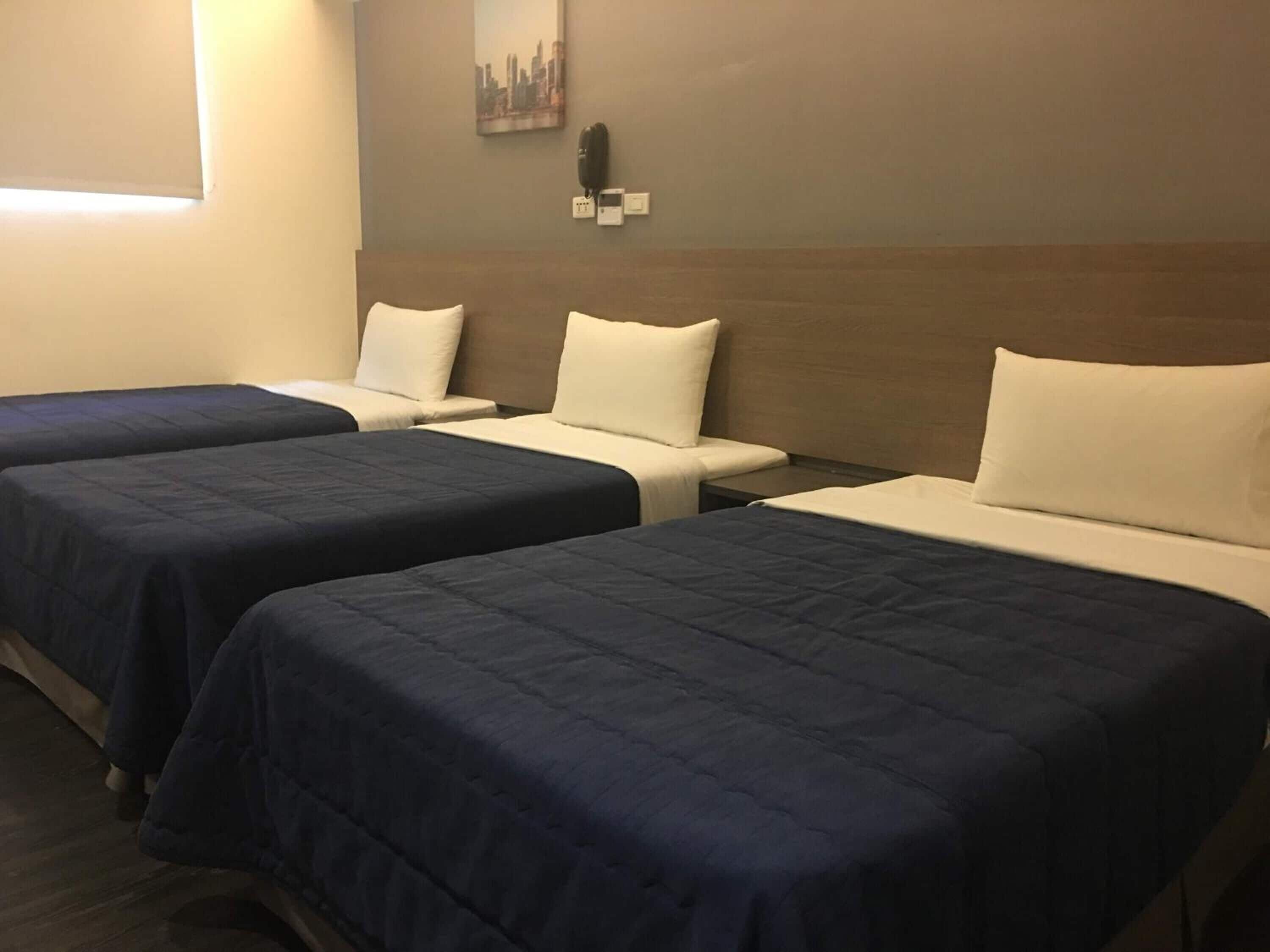 premium bedding, free minibar, desk, soundproofing