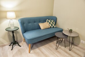 Lägenhet - 1 sovrum | Vardagsrum | Platt-tv