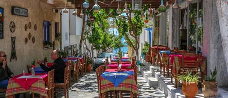 Frühstück, Mittagessen, Abendessen, griechische Küche