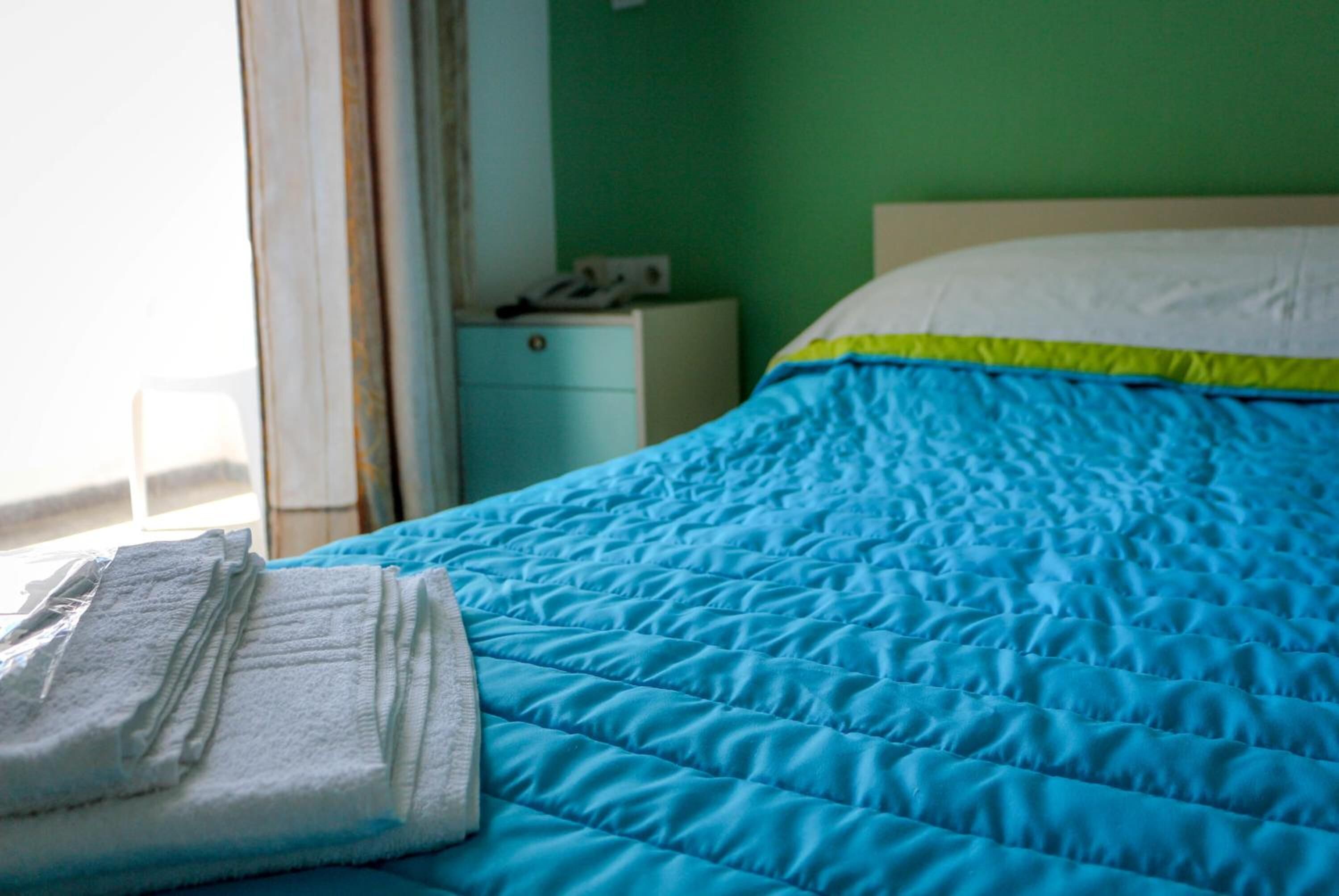 minibar, in-room safe, soundproofing, free wifi