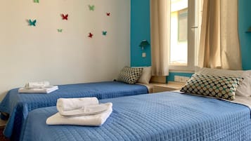 Minibar, in-room safe, soundproofing, free WiFi