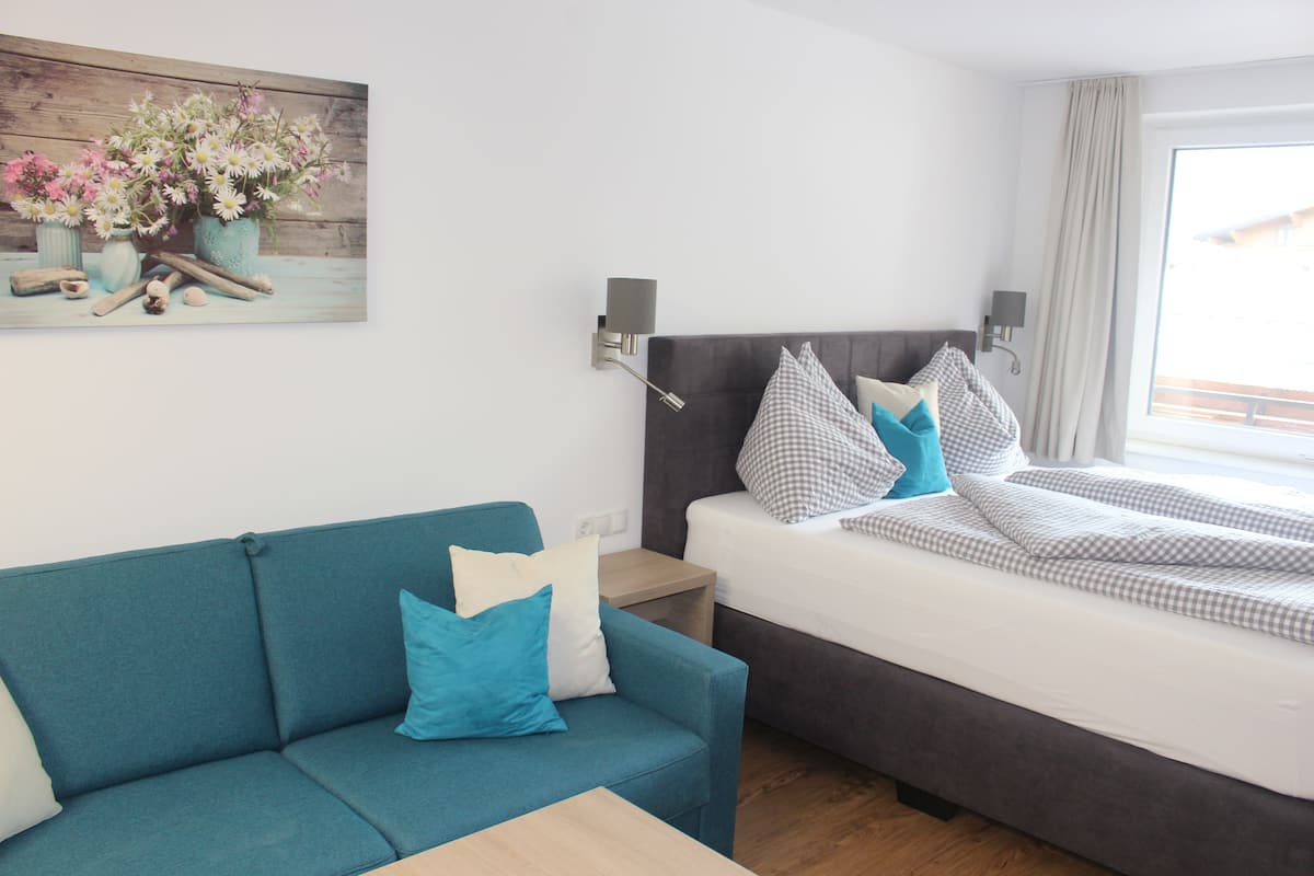 Premium bedding, blackout drapes, iron/ironing board, free WiFi