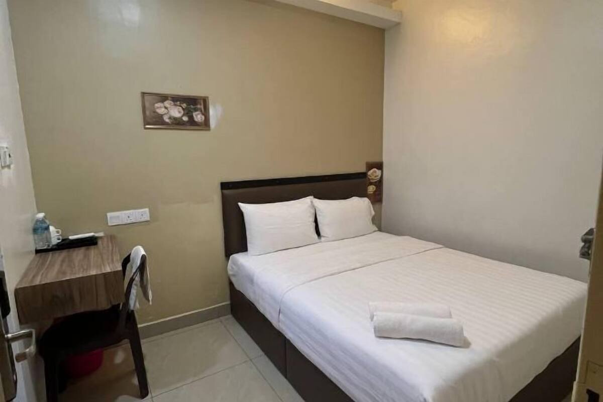Desk, iron/ironing board, free WiFi