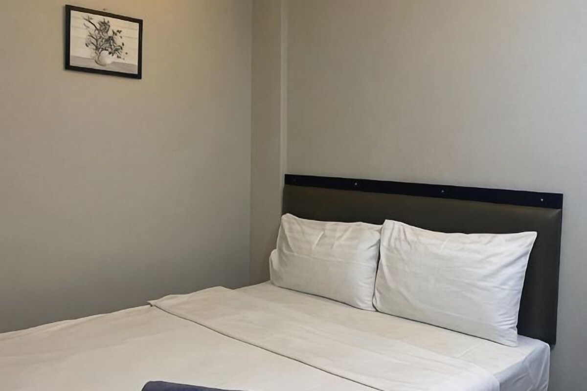 Desk, iron/ironing board (on request), free WiFi