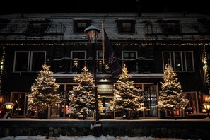 Front of property - Hotel Åregården (Åre)