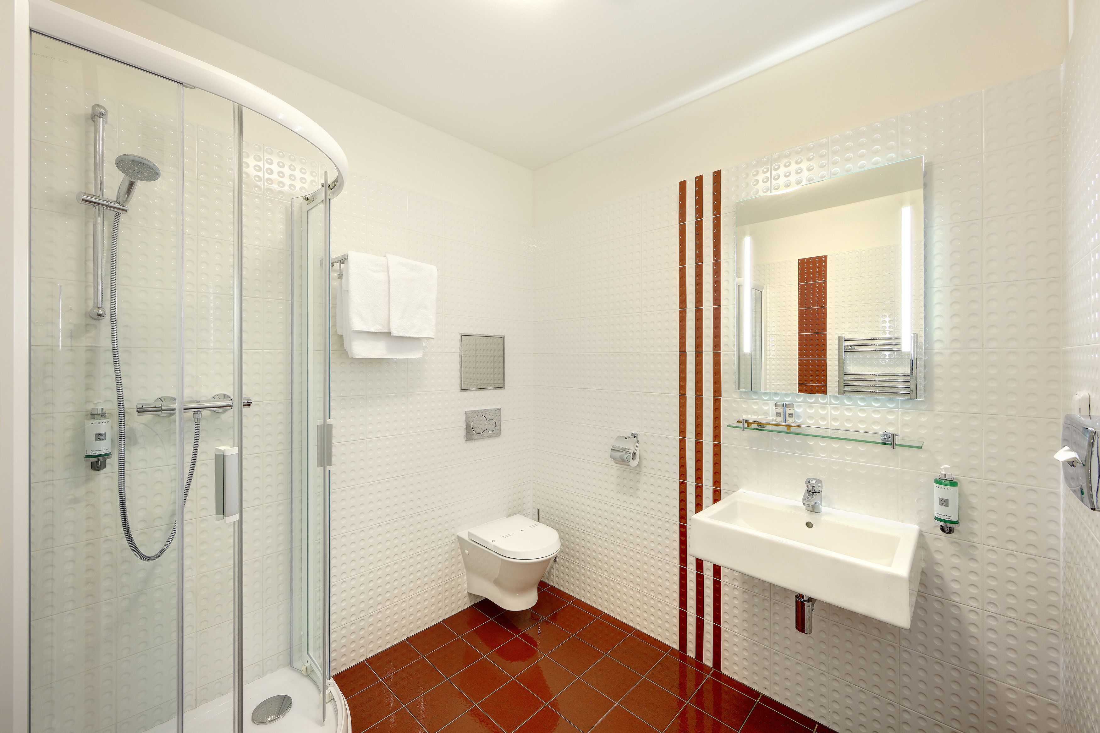 suite, 2 bedrooms, city view | bathroom | shower, designer toiletries, hair dryer, towels