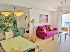 Superior-Apartment, mit Bad, Meerblick | Innenbereich