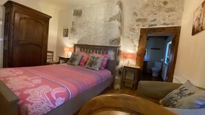 Classic Double Room, Ensuite, Garden View (Ecogite 3 épis GdF) - Jasserie Les Airelles (Saint-Antheme)