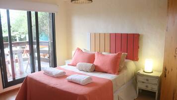 Classic Double Room, 1 Double Bed | Garden view