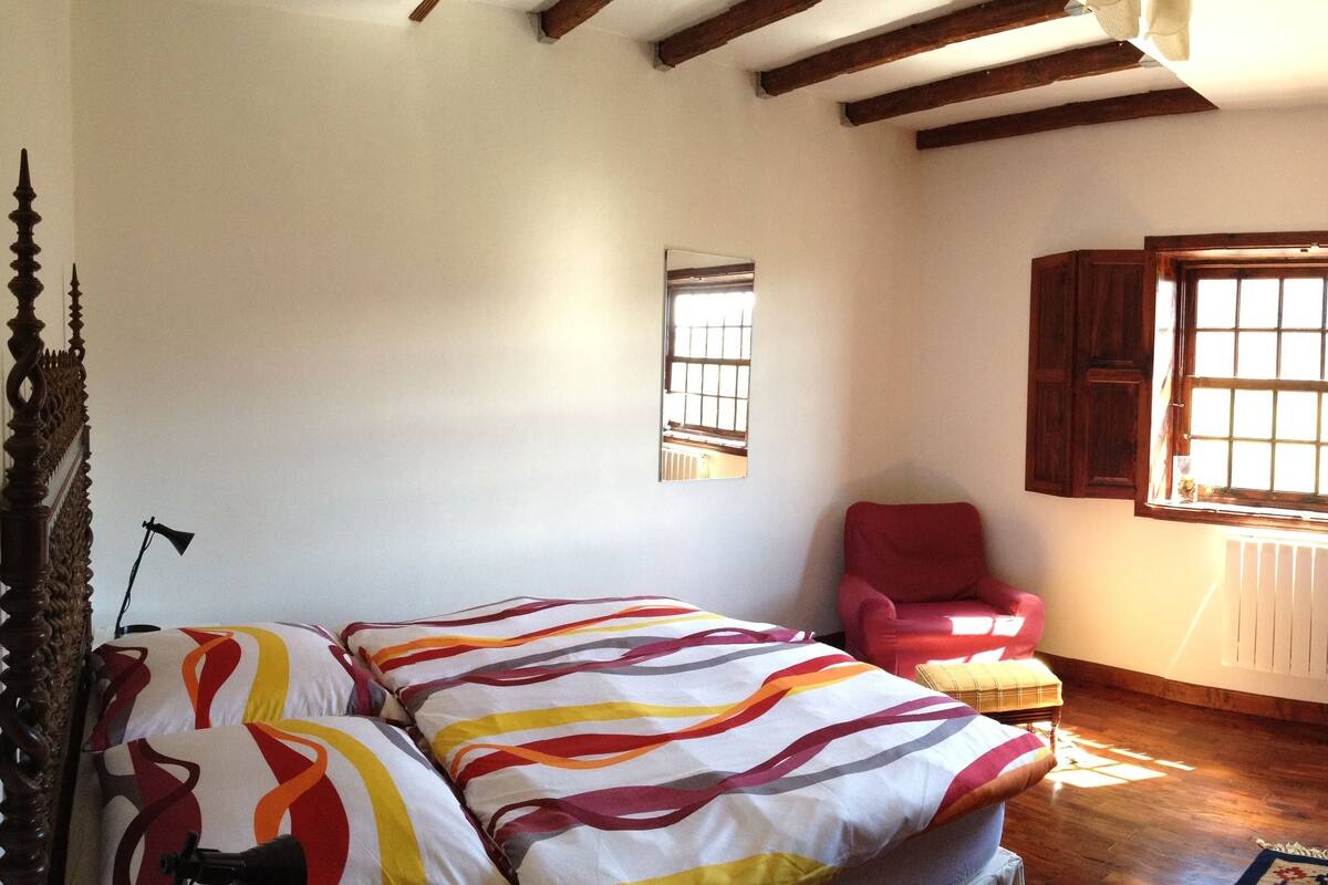 Basic Double Room, 1 Double Bed, Shared Bathroom, Valley View (La Pera) | Free cots/infant beds, free WiFi