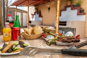 Área de parrillas y picnic