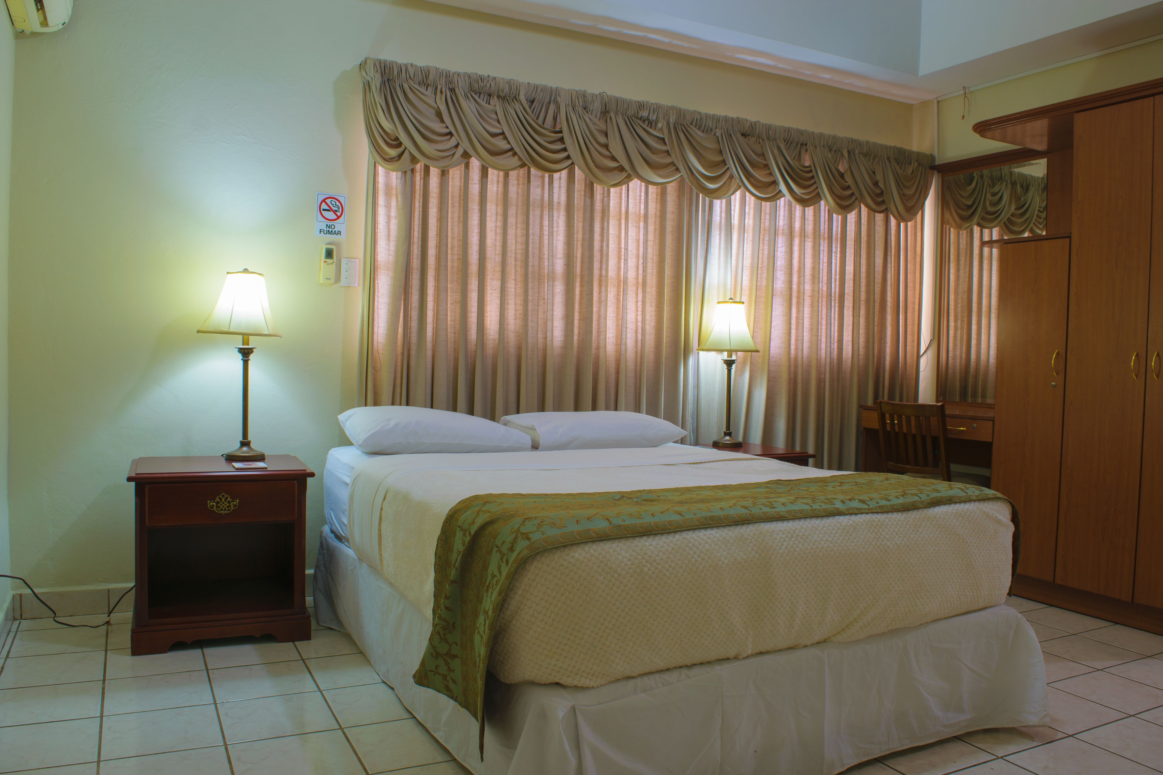 luxury room, private bathroom | free wifi, wheelchair access