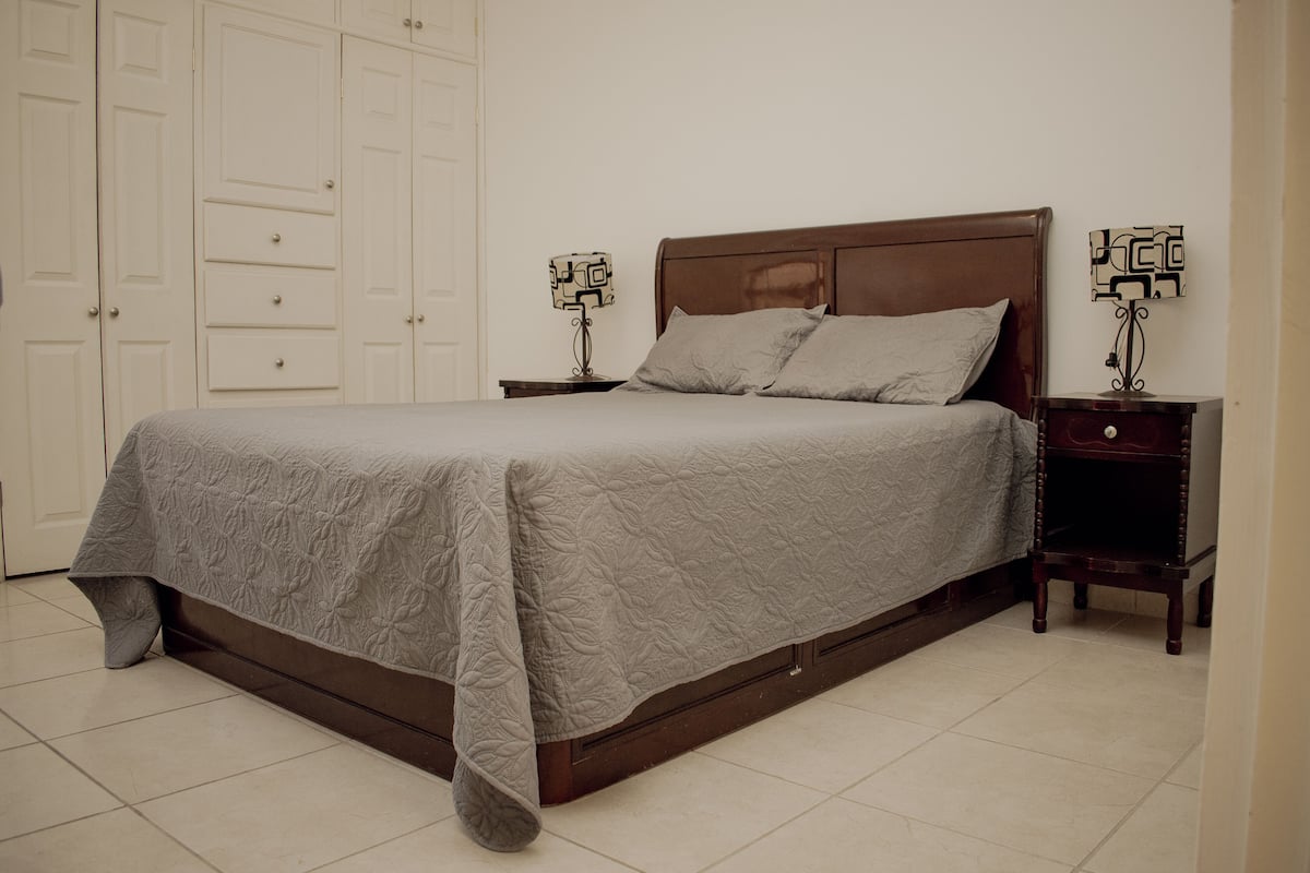 Phòng Suite dành cho gia đình | 1 phòng ngủ, chăn bông, trang bị nội thất với thiết kế riêng biệt