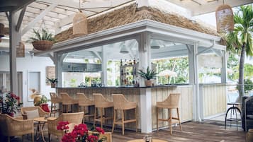 Tapas bar, pool views, open daily