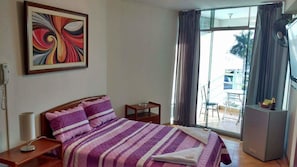 Romantic Double Room, Refrigerator, City View | Minibar, in-room safe, desk, rollaway beds - Hostal Colibri (Chiclayo)