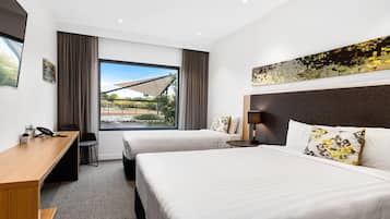 Standard Room, 1 Queen Bed and 1 Single Bed | Premium bedding, down comforters, pillowtop beds, desk