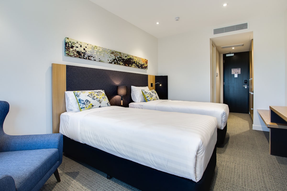 premium bedding, down duvets, pillow-top beds, desk