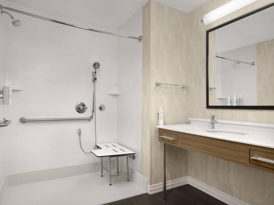 Bathroom shower