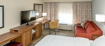 Hampton Inn & Suites St. Louis/Alton