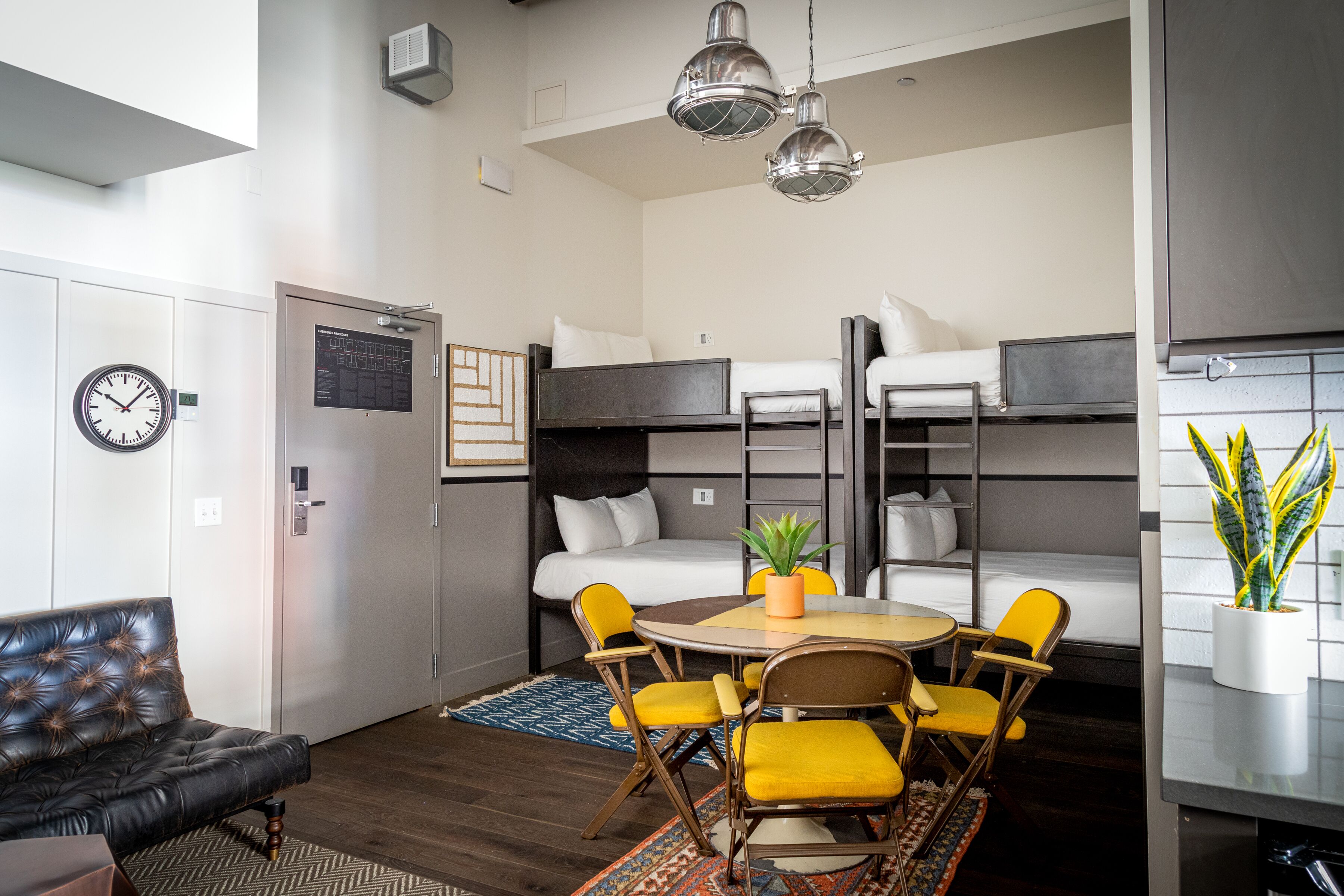 Photo - The Chicago Hotel Collection River North