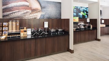Free daily continental breakfast