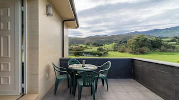 Deluxe Apartment, 1 Bedroom | Terrace/patio