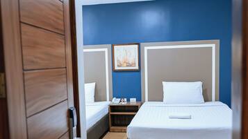 Standard Quadruple Room, No Windows