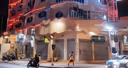 S Hotel and Residences