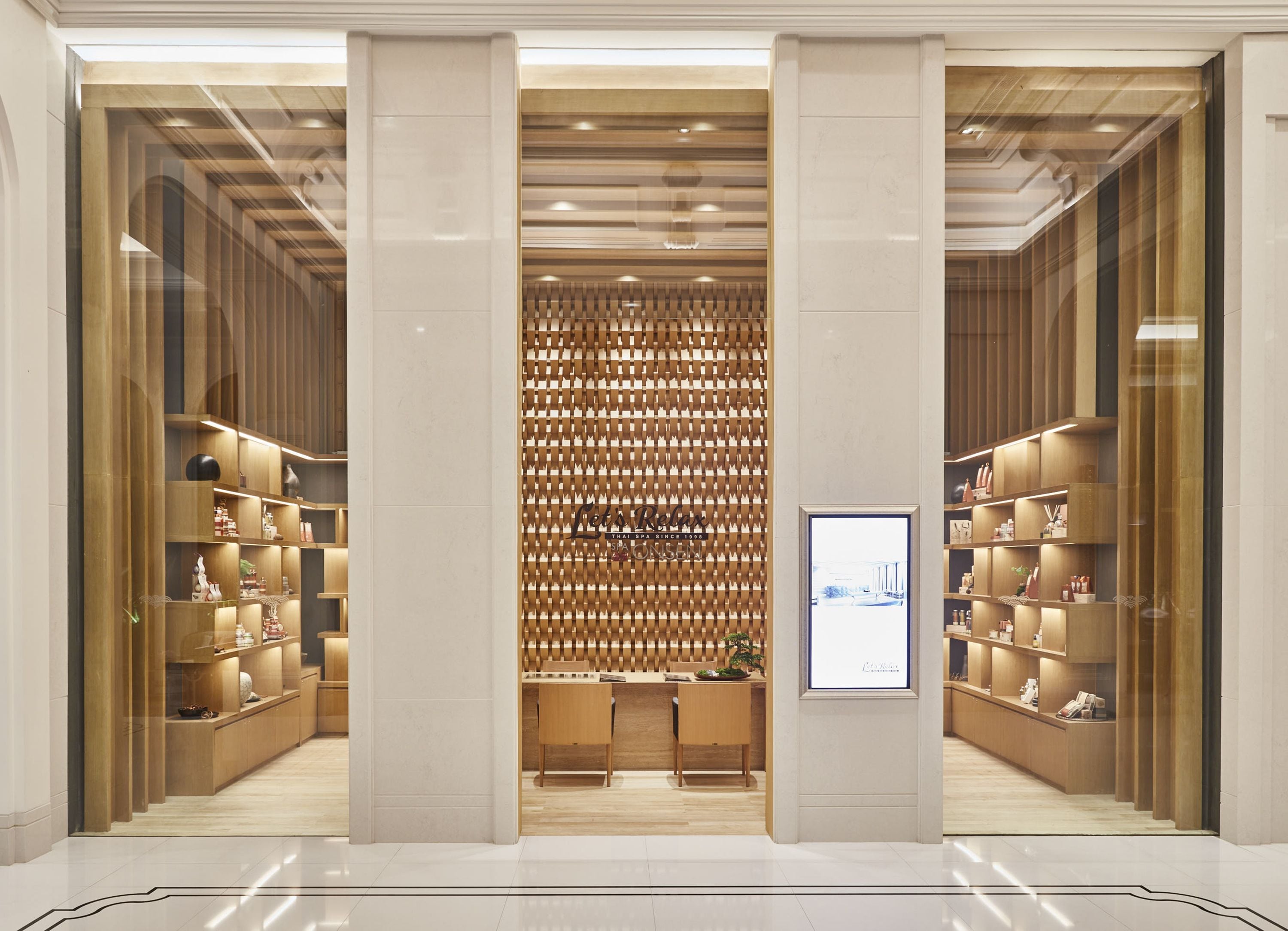 sauna, hot tub, steam room, hot springs/mineral springs, aromatherapy