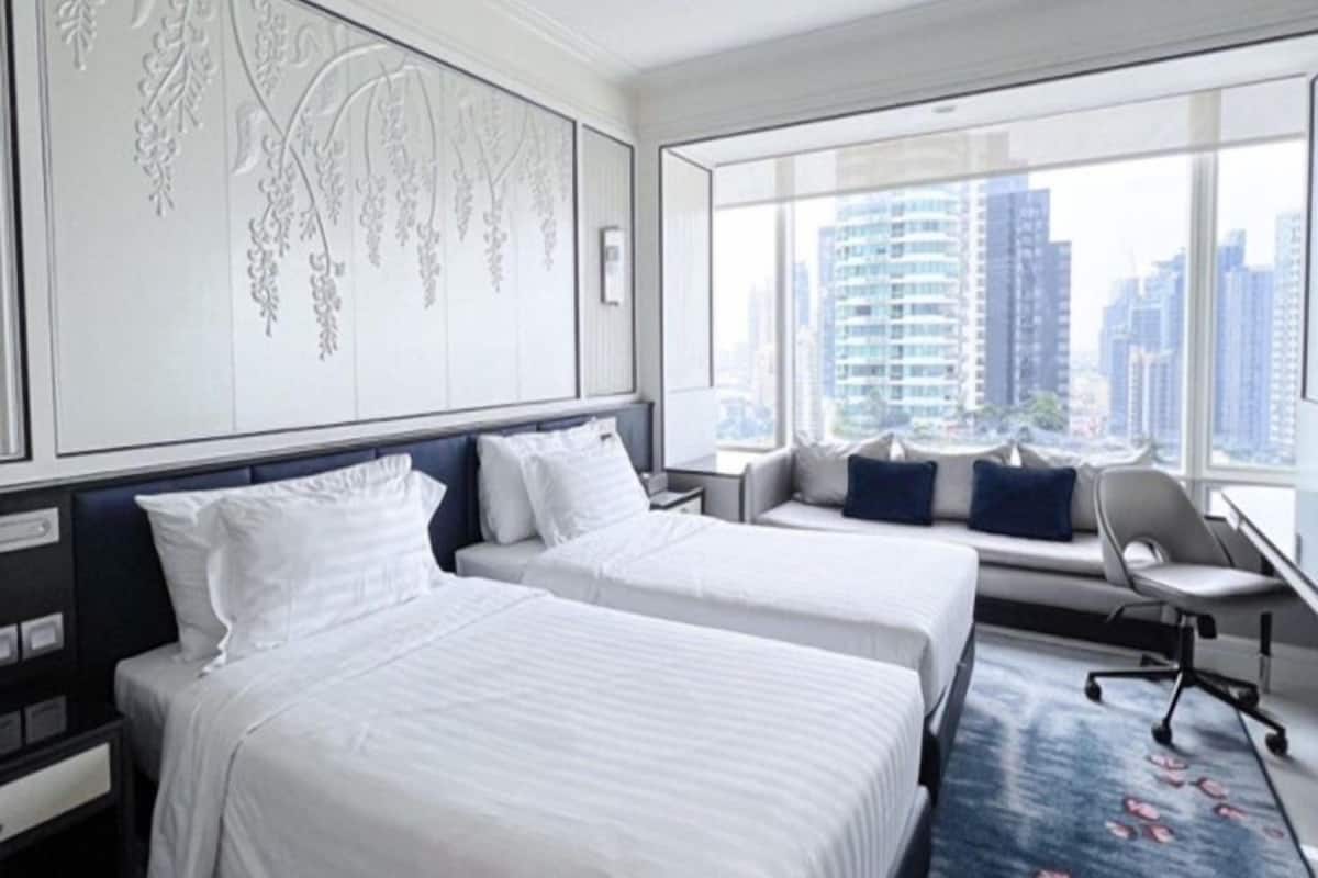Signature Connecting Room