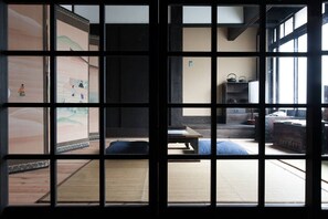 Traditional Townhome (check-in instructions to be e-mailed) | Living area