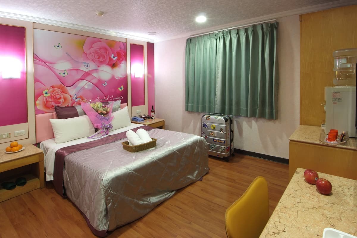 Couette en duvet, bureau, accès au Wi-Fi (inclus)