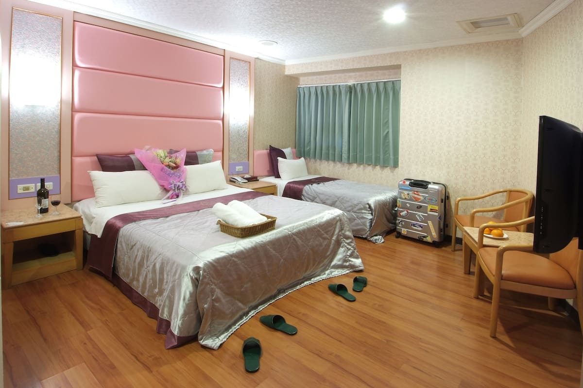 Couette en duvet, bureau, accès au Wi-Fi (inclus)