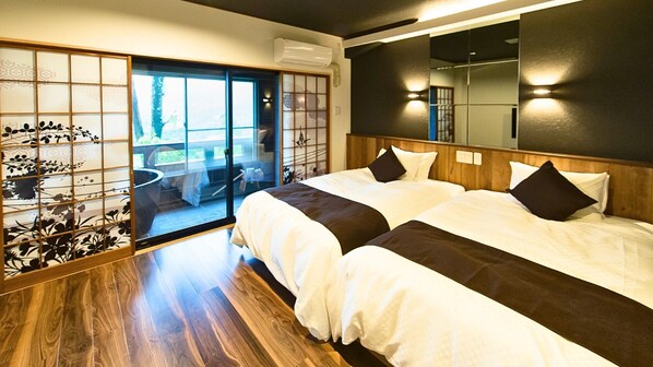 Premium suite japanese western room with open-air bath, Smoking | Premium bedding, desk, free WiFi, bed sheets