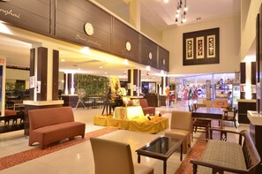 ロビー応接スペース