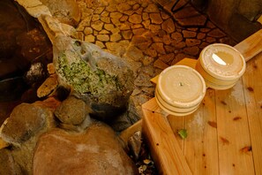 Hot springs - Hanasen (Yufu)