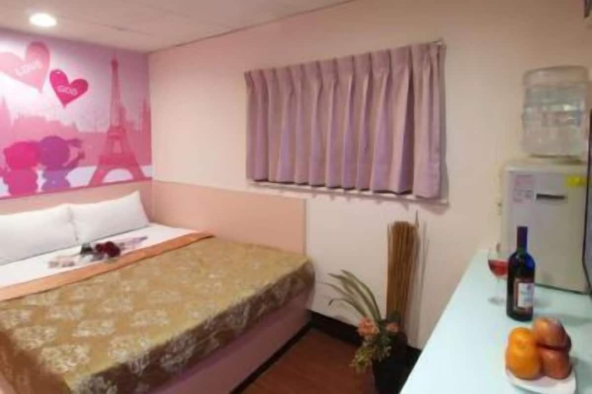 Habitación doble superior | Cortinas opacas, tabla de planchar con plancha, wifi gratis