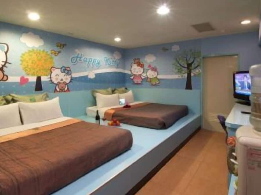 Quarto família | Cortinas blackout, ferros/tábuas de passar roupa, Wi-Fi de cortesia