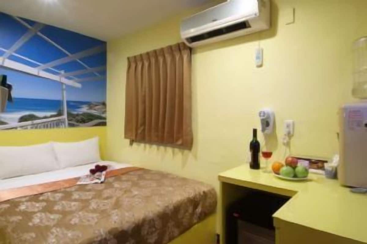 Habitación doble | Cortinas opacas, tabla de planchar con plancha, wifi gratis