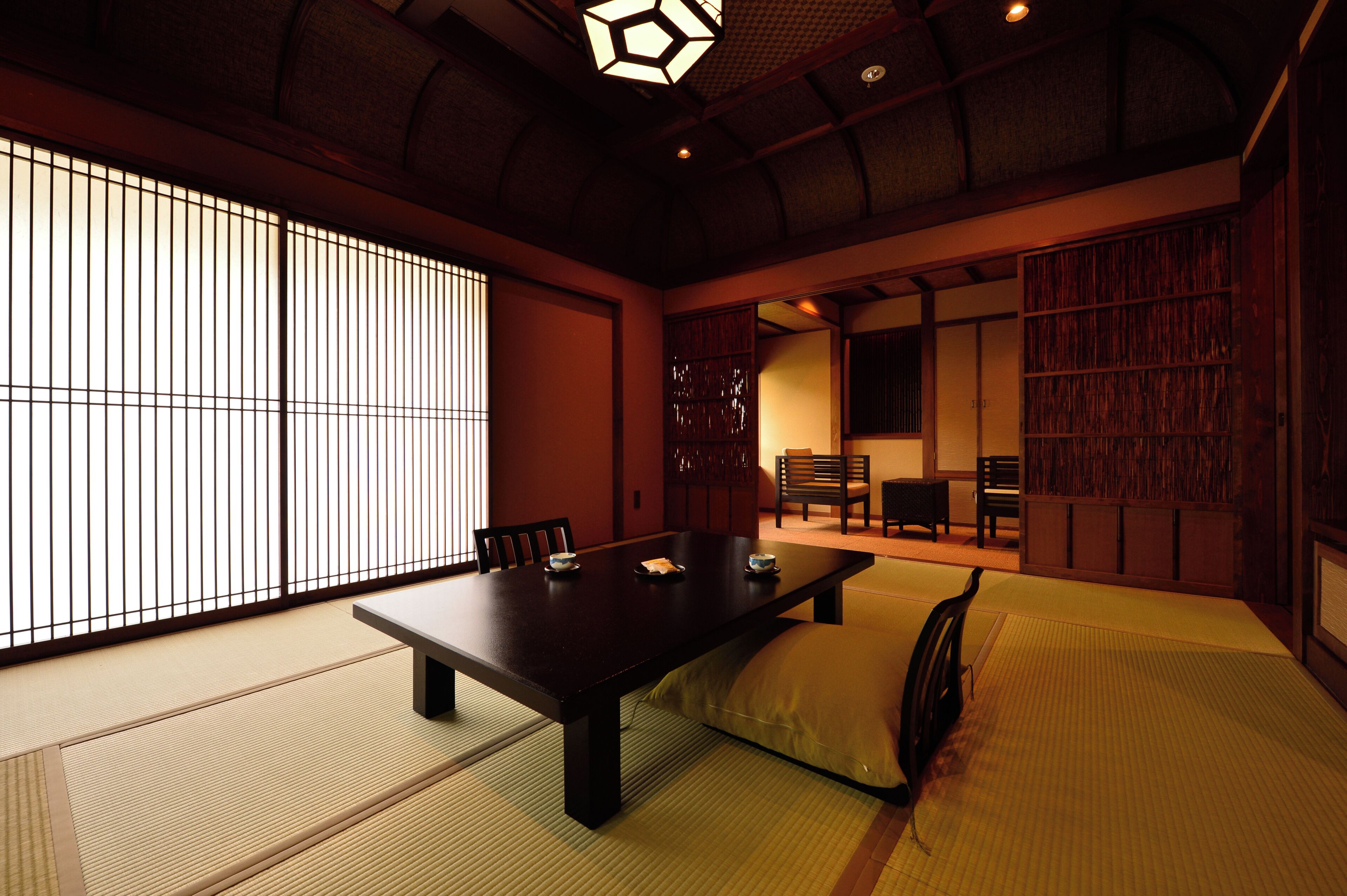 Down comforters, minibar, in-room safe, desk