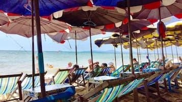 Vlak bij het strand, strandlakens