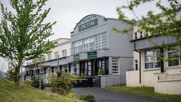 مدخل المنشأة