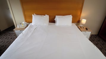 雙人房 | 書桌、熨斗/熨衫板、免費 Wi-Fi、床單