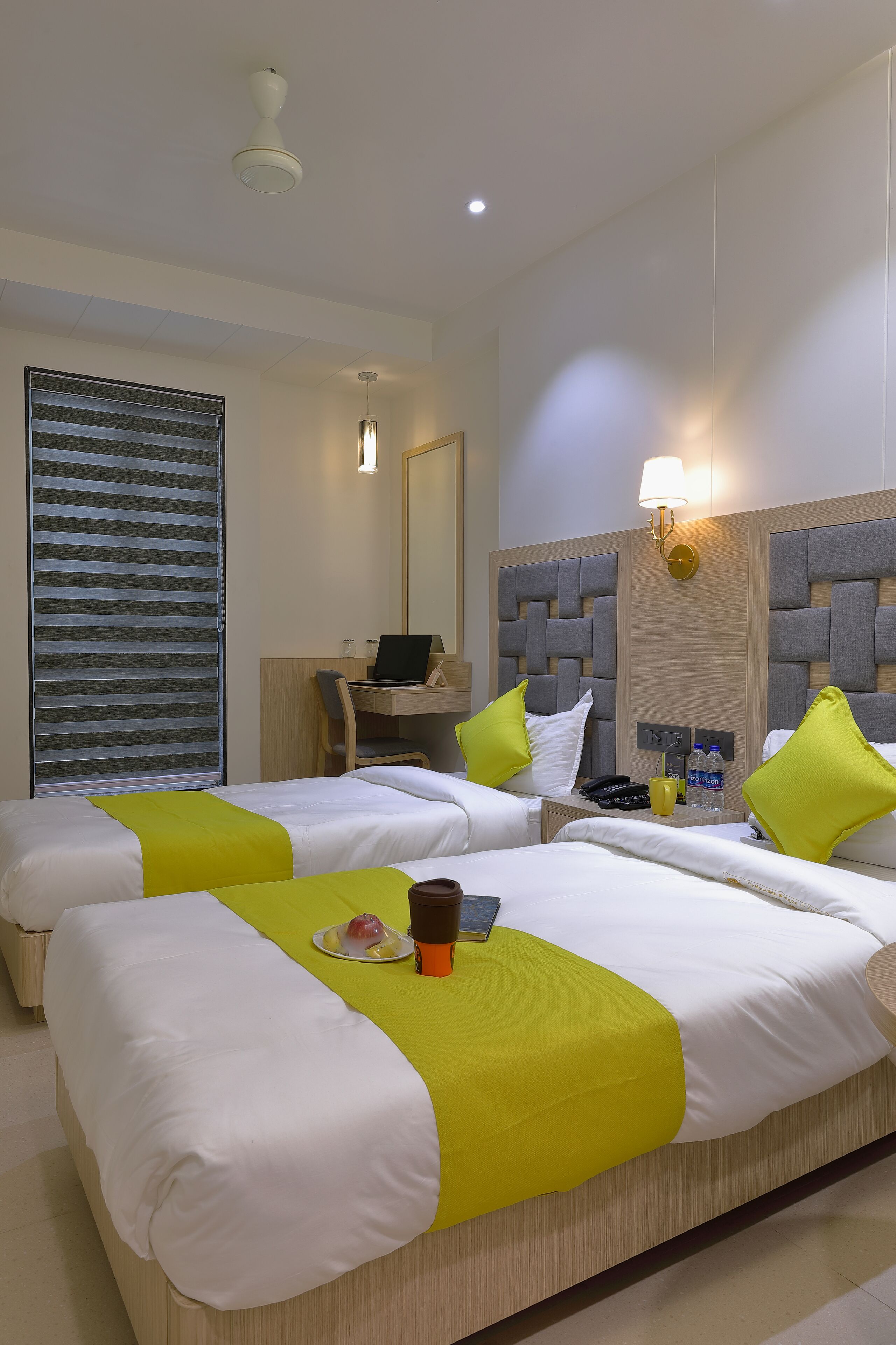 deluxe double or twin room | free minibar, in-room safe, desk, blackout curtains